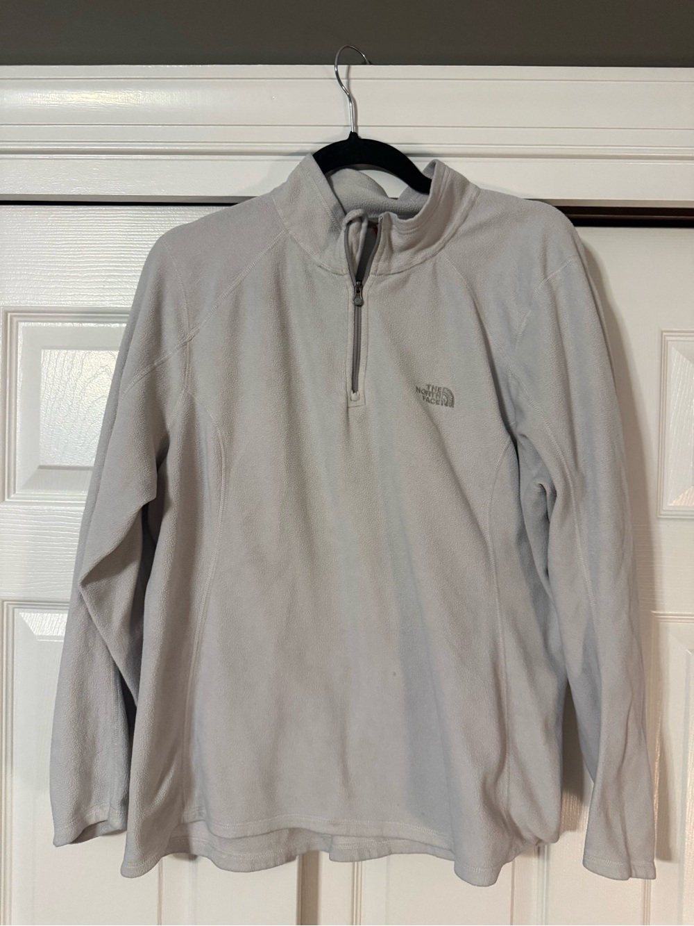 The North Face Light Gray Quarter-Zip Fleece Pullover